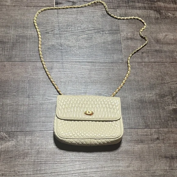 Bally Ivory Quilted Crossbody Bag - Picture 2 of 13